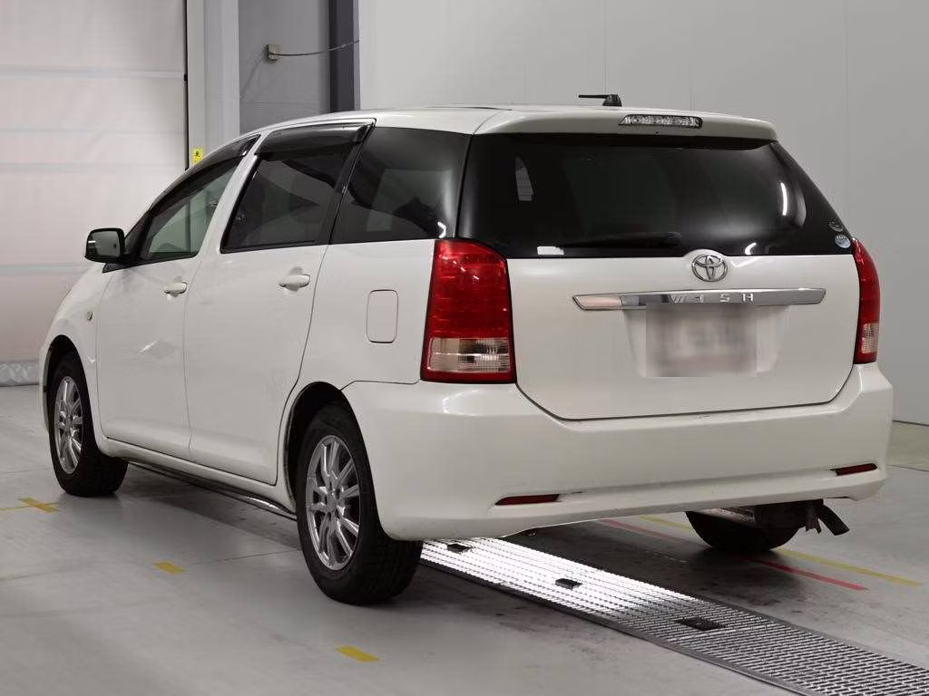 TOYOTA WISH