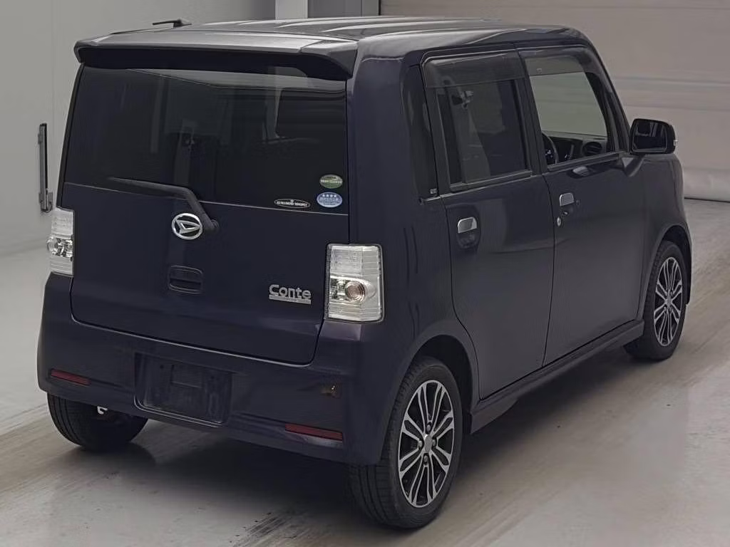 DAIHATSU MOVE CONTE