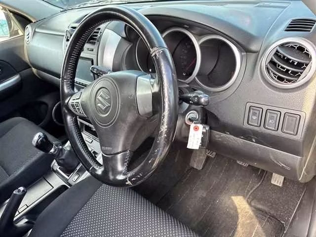 SUZUKI ESCUDO