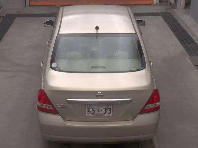 NISSAN TIIDA LATIO