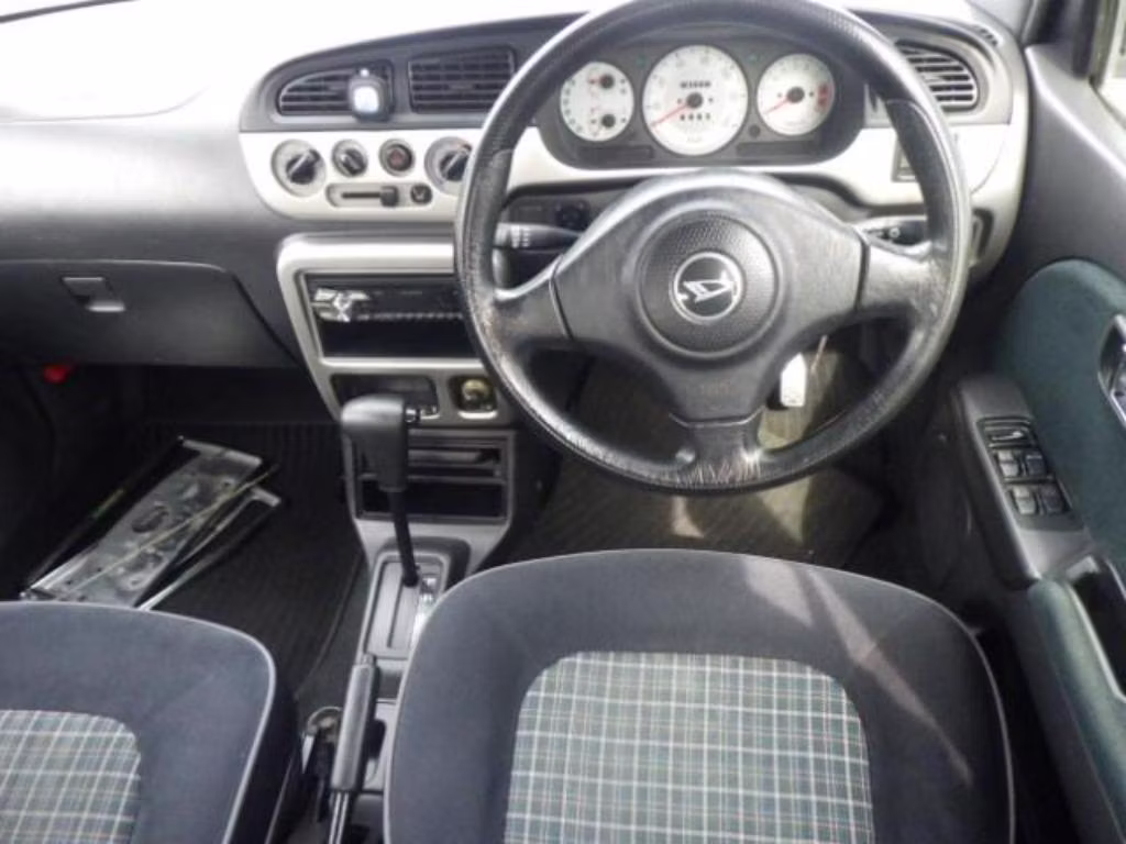 DAIHATSU MIRA GINO