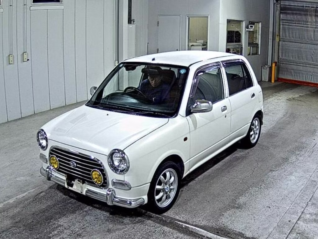 DAIHATSU MIRA GINO