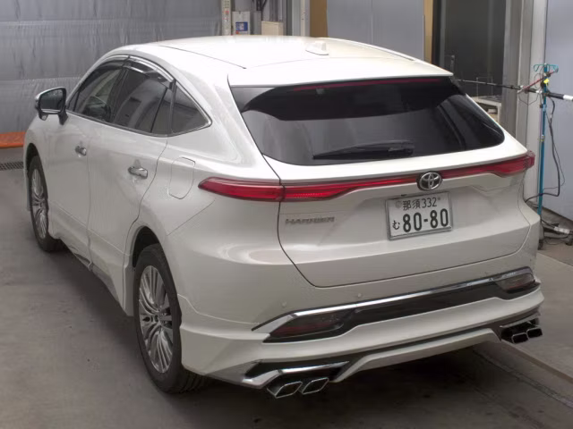 TOYOTA HARRIER