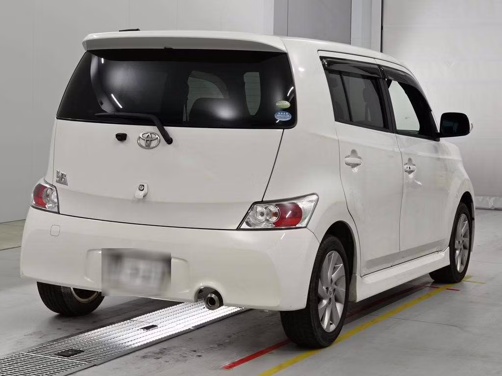 TOYOTA BB