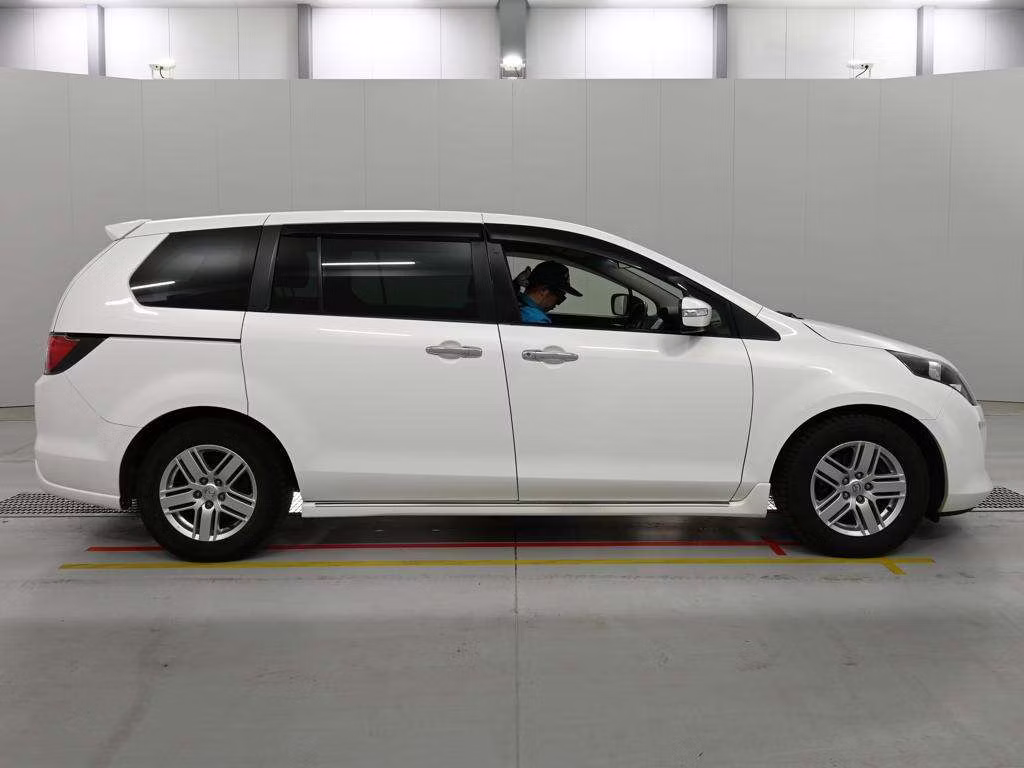 MAZDA MPV