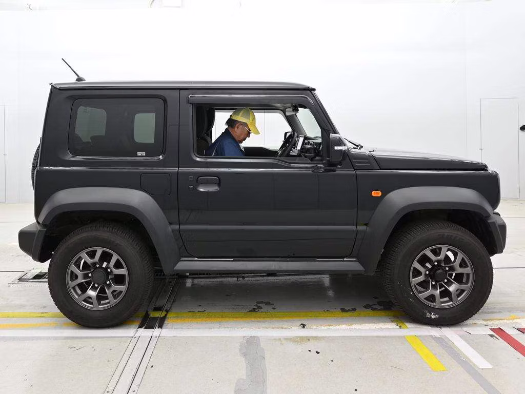 SUZUKI JIMNY SIERRA