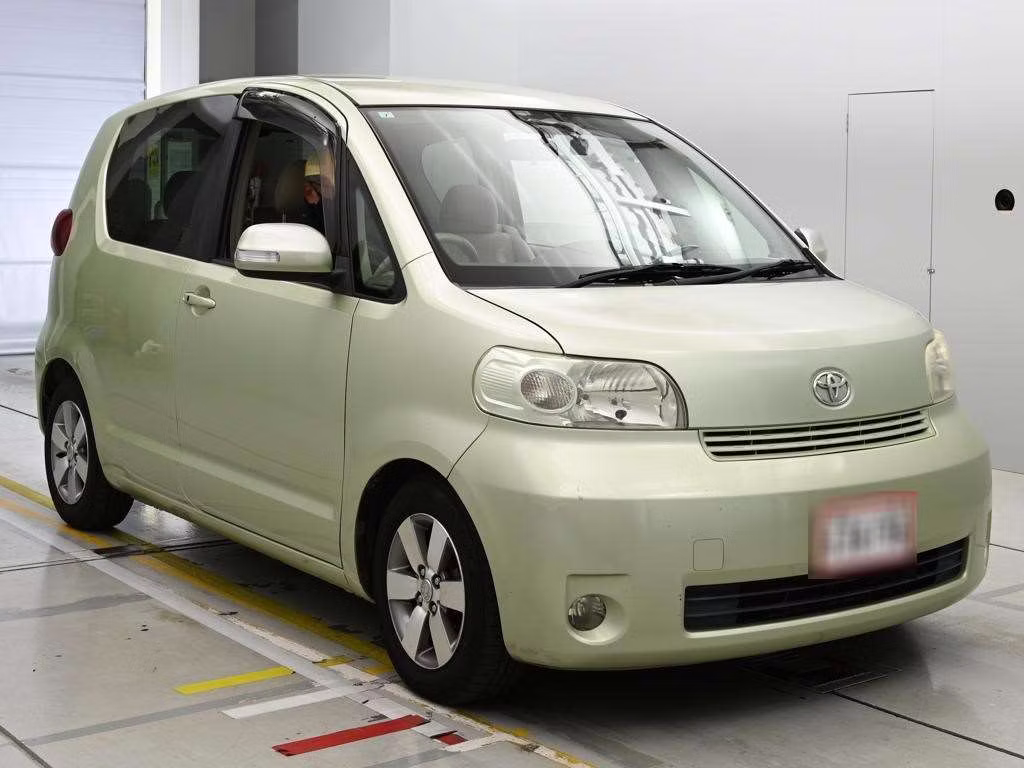 TOYOTA PORTE
