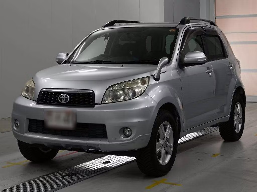TOYOTA RUSH