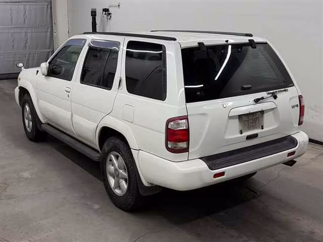 NISSAN TERRANO