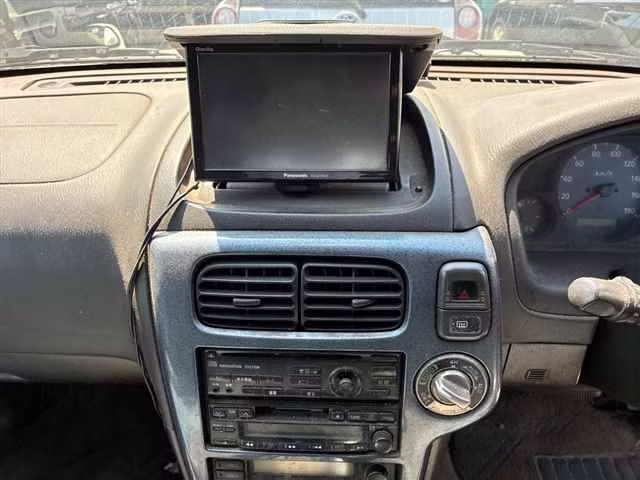 NISSAN TERRANO