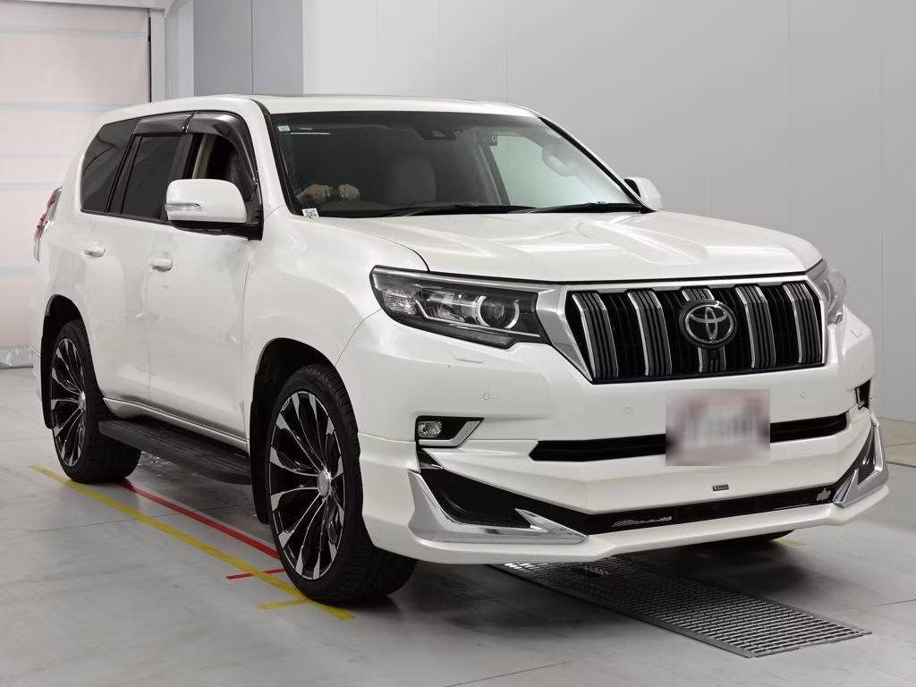 TOYOTA LAND CRUISER PRADO
