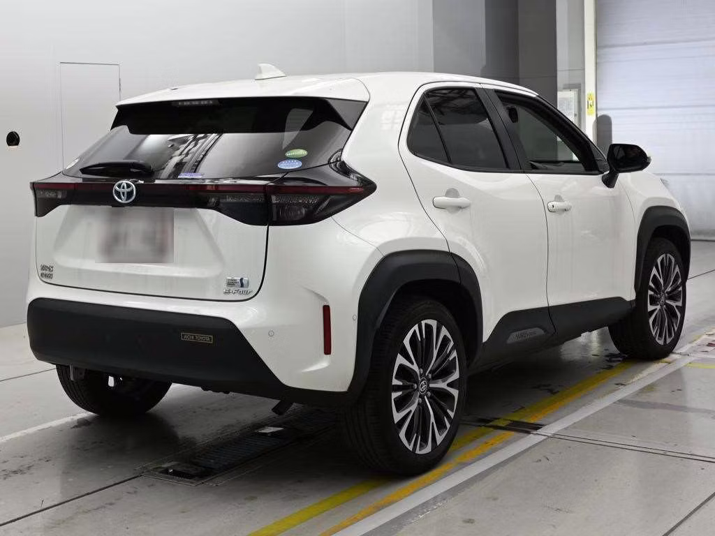 TOYOTA YARIS CROSS