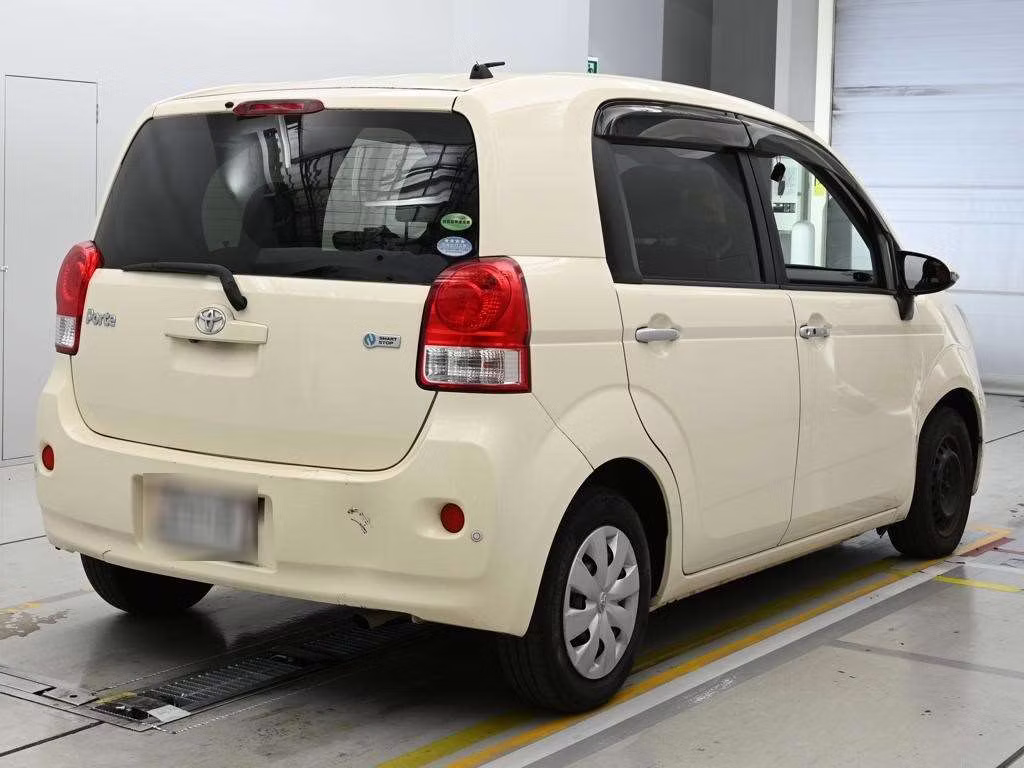 TOYOTA PORTE