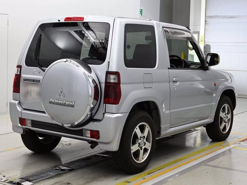 MITSUBISHI PAJERO MINI