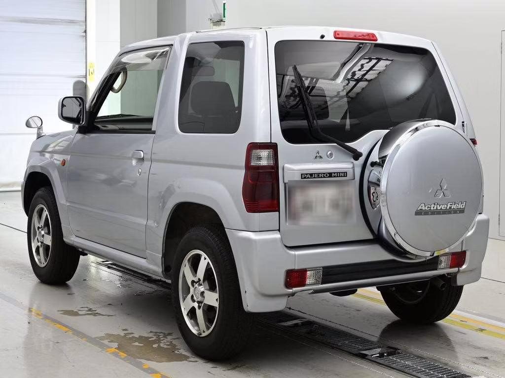 MITSUBISHI PAJERO MINI