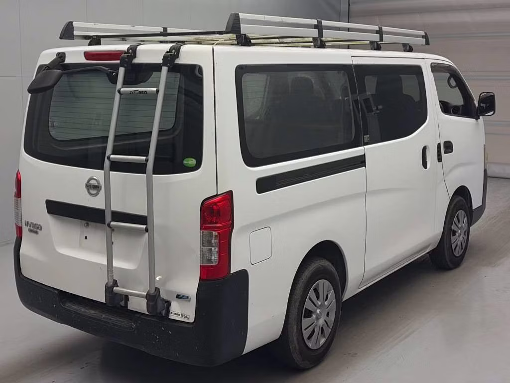 NISSAN NV350 CARAVAN