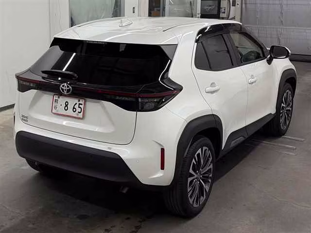 TOYOTA YARIS CROSS