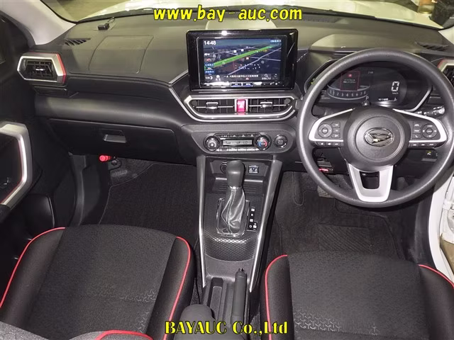 DAIHATSU ROCKY