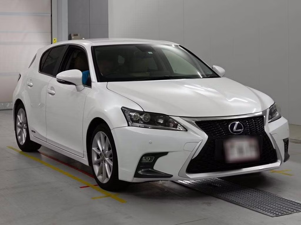 LEXUS CT200H