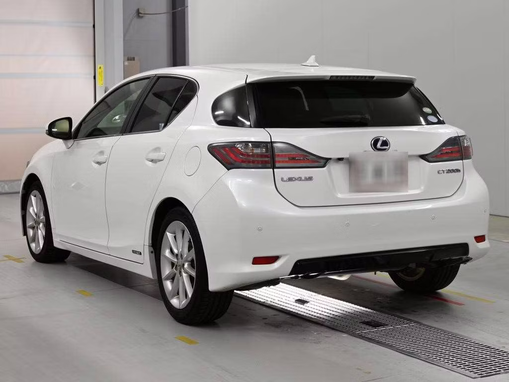 LEXUS CT200H