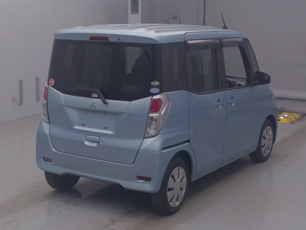 MITSUBISHI EK SPACE