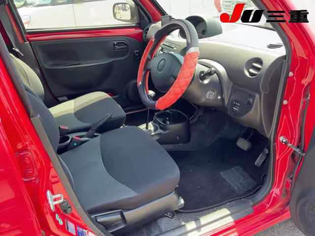 DAIHATSU ESSE