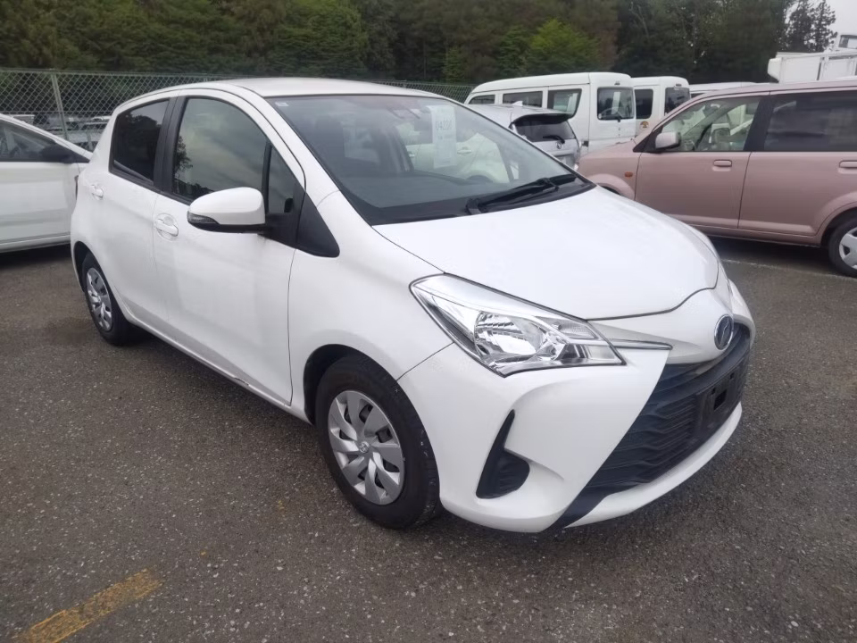 TOYOTA VITZ