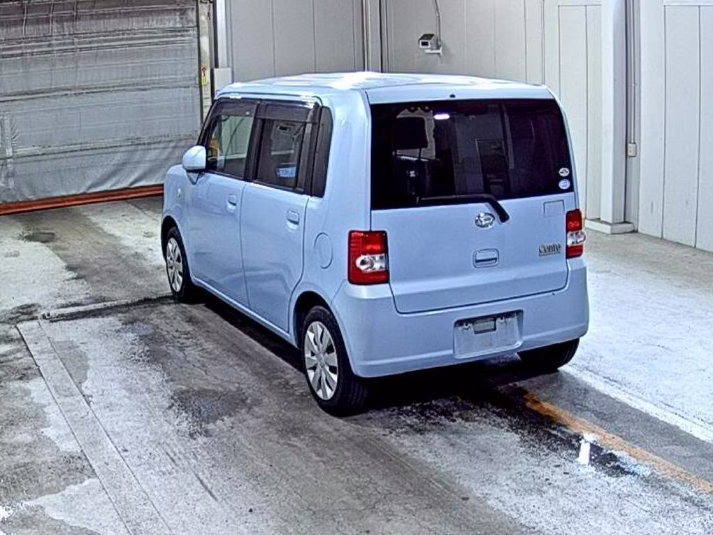 DAIHATSU MOVE CONTE