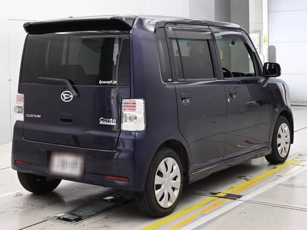 DAIHATSU MOVE CONTE