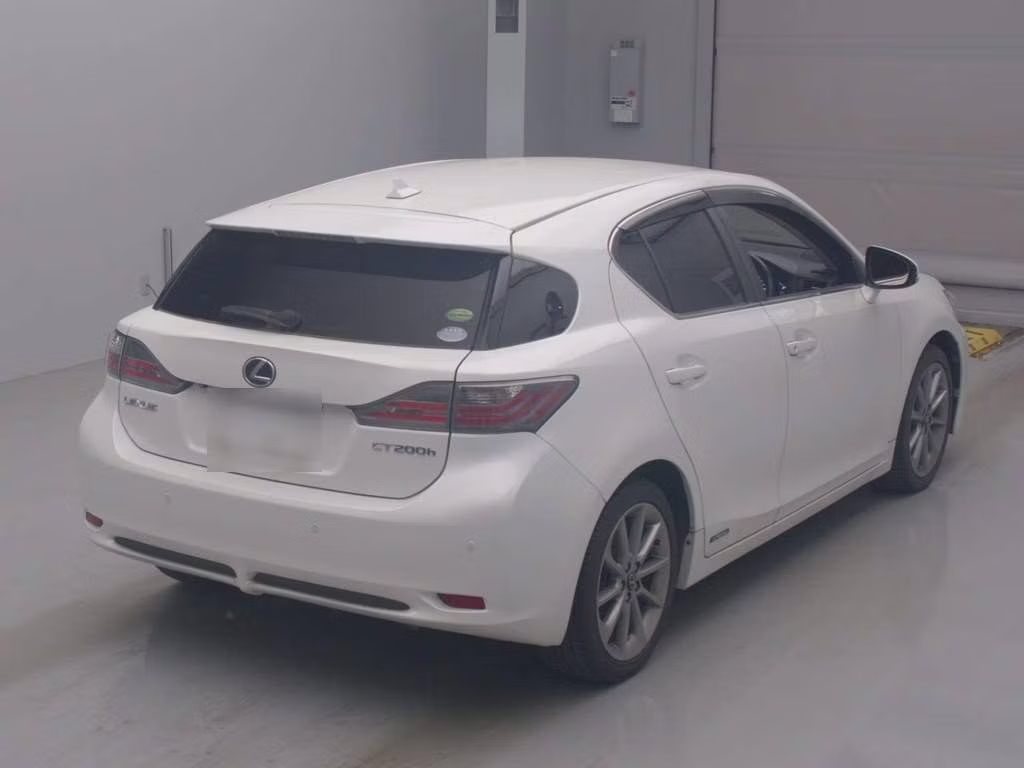 LEXUS CT200H