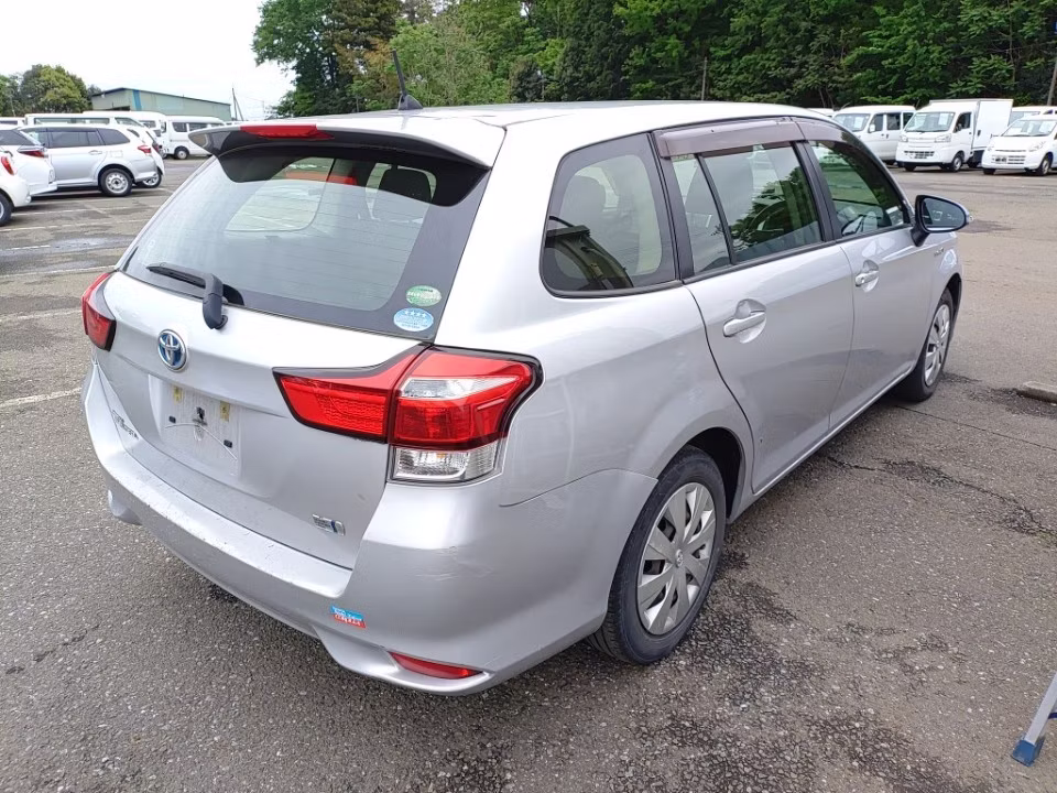 TOYOTA COROLLA FIELDER