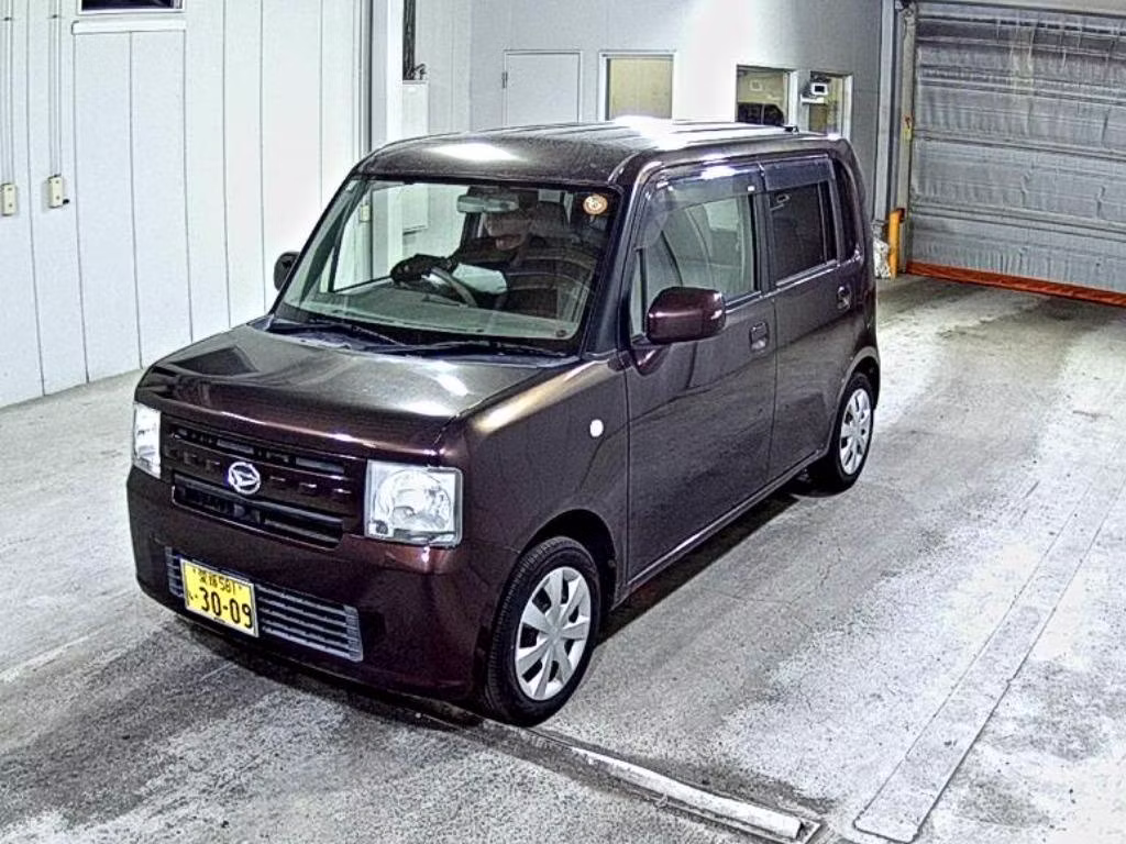 DAIHATSU MOVE CONTE