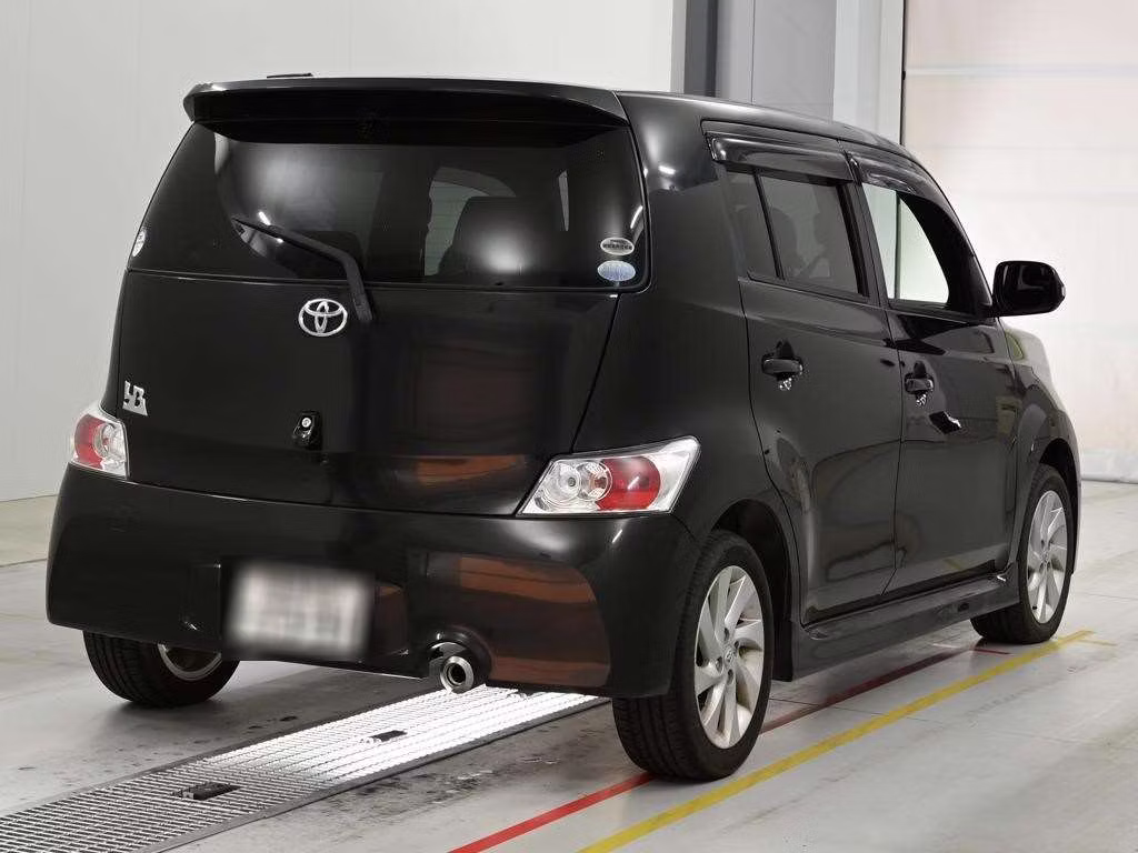 TOYOTA BB