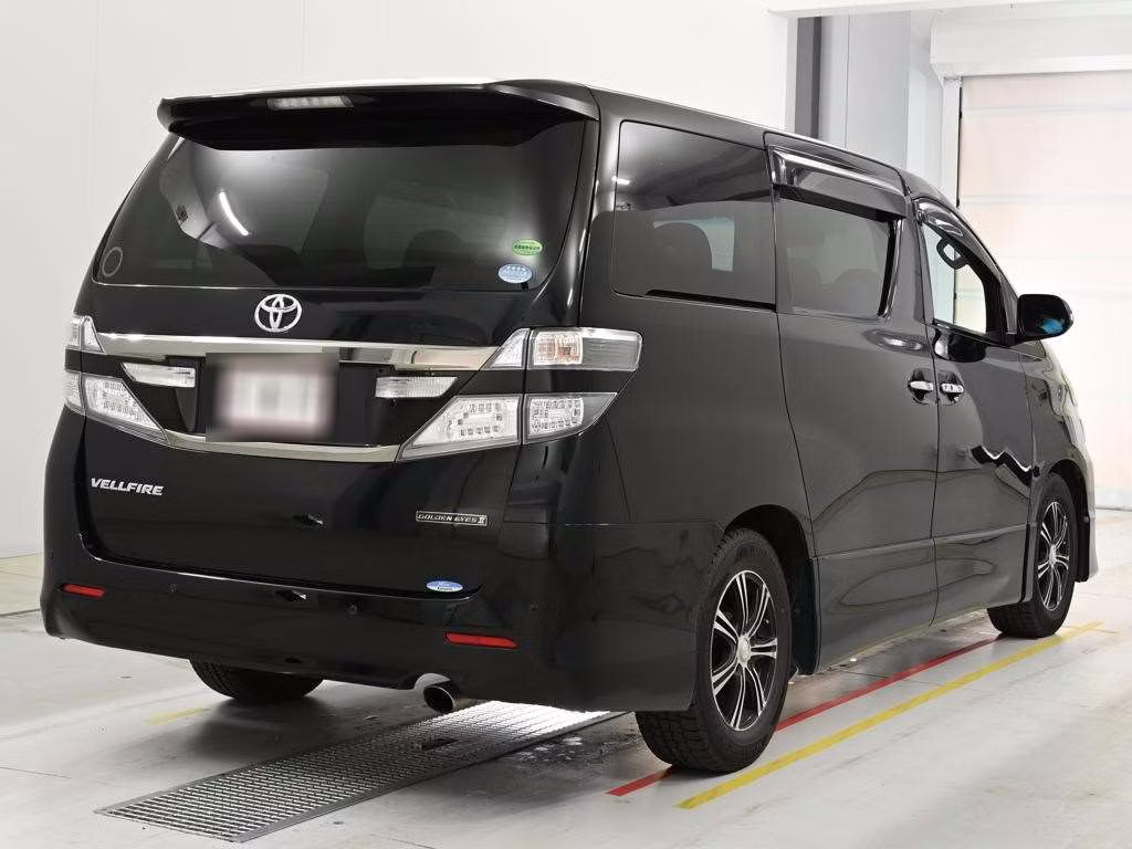 TOYOTA VELLFIRE