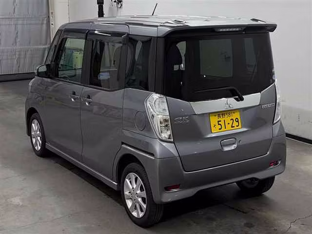 MITSUBISHI EK SPACE