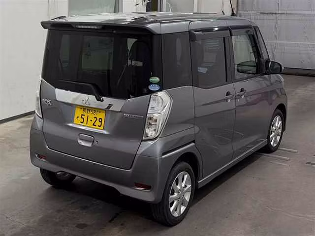 MITSUBISHI EK SPACE
