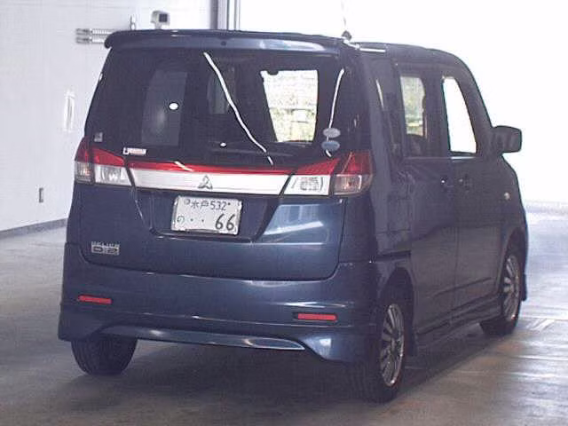 MITSUBISHI DELICA D:2