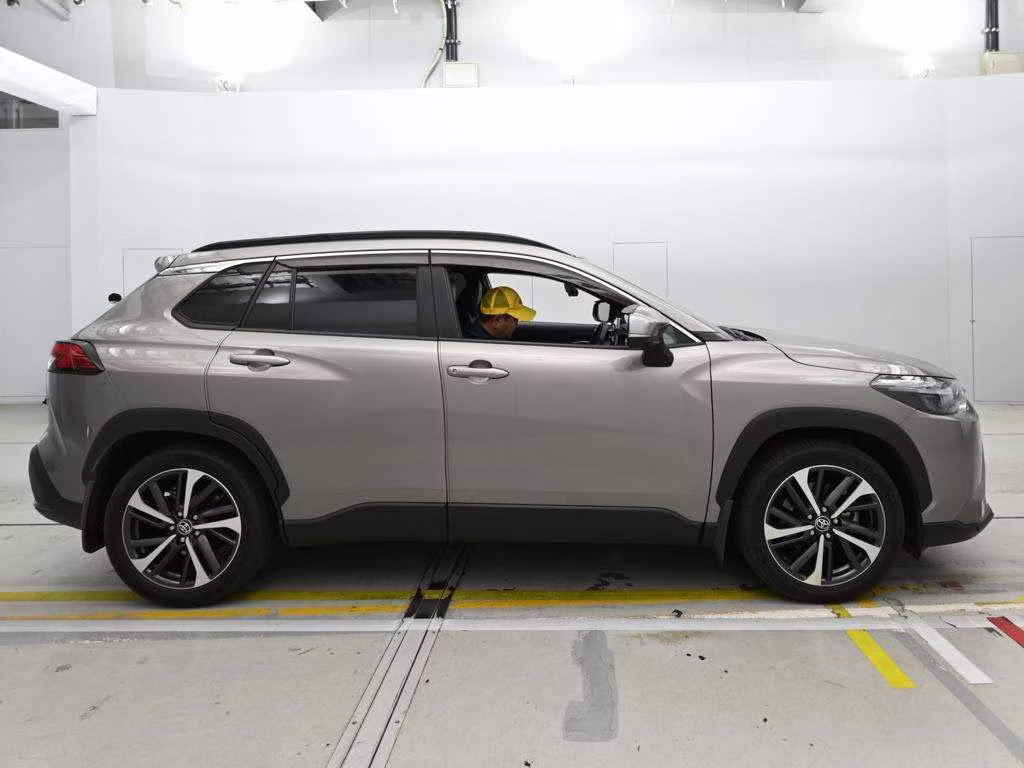 TOYOTA COROLLA CROSS