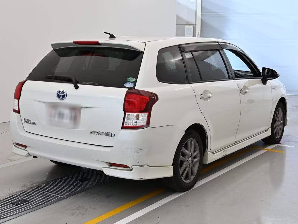 TOYOTA COROLLA FIELDER