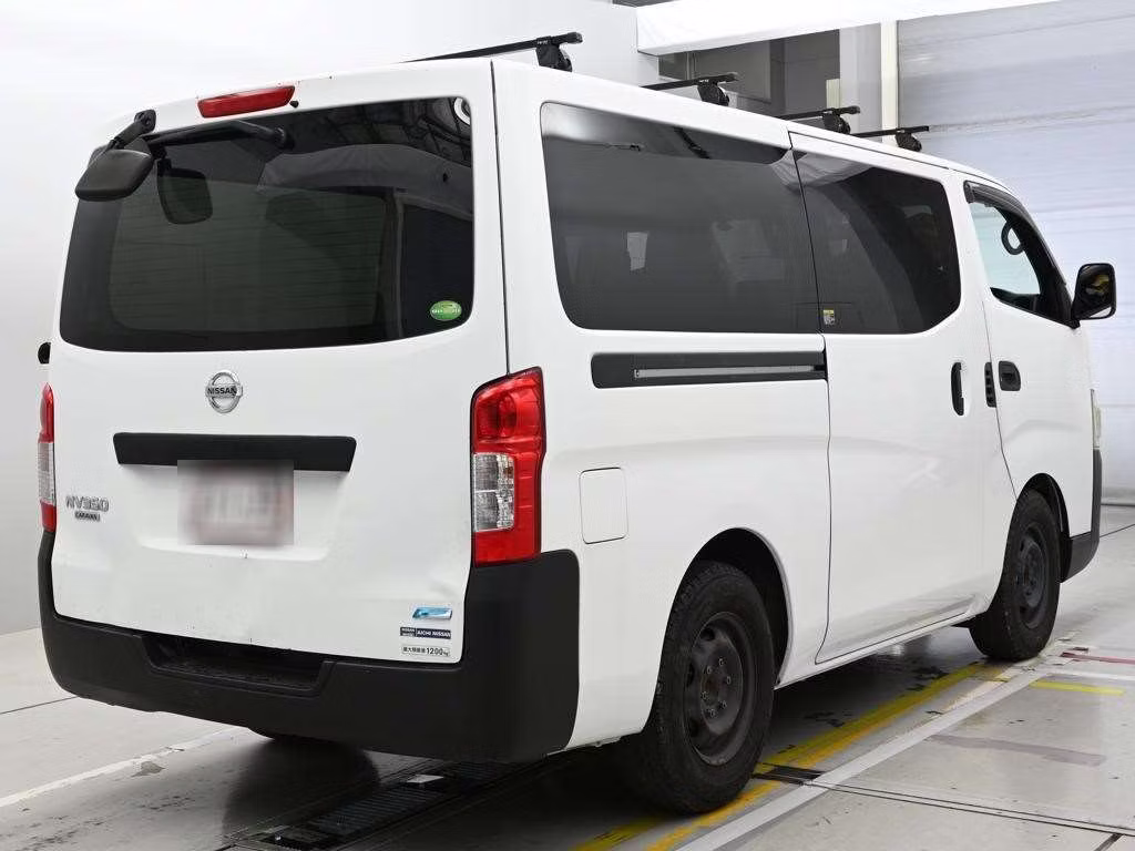 NISSAN NV350 CARAVAN