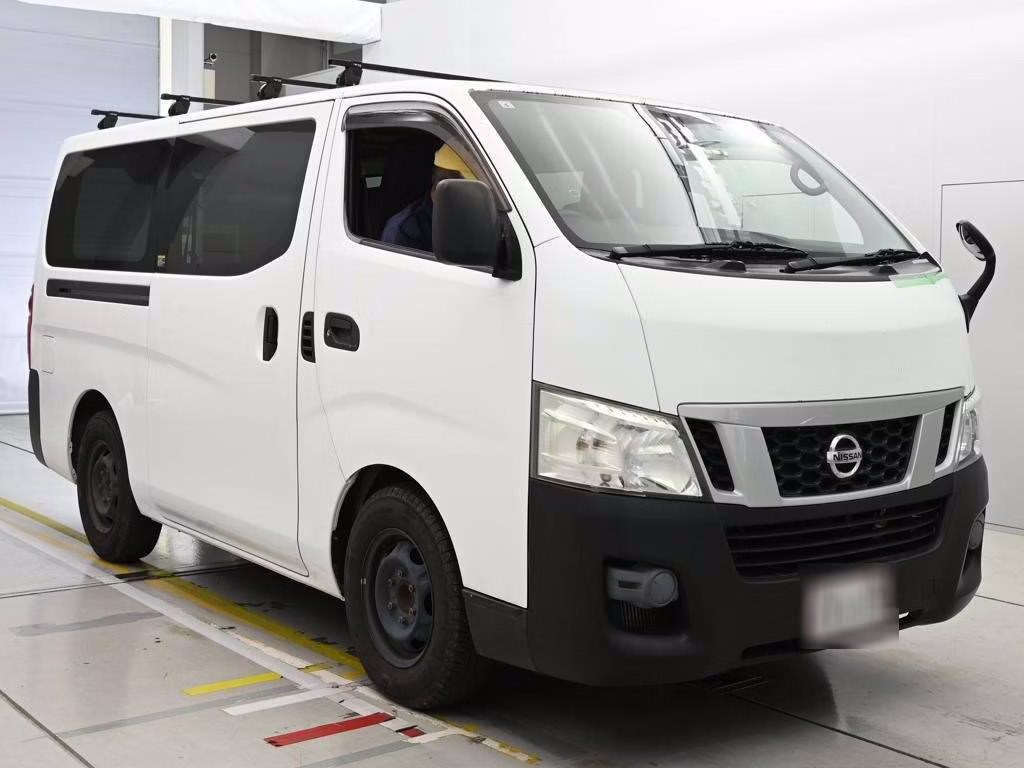 NISSAN NV350 CARAVAN