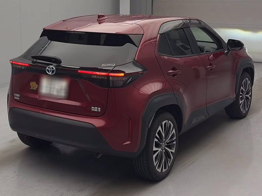 TOYOTA YARIS CROSS