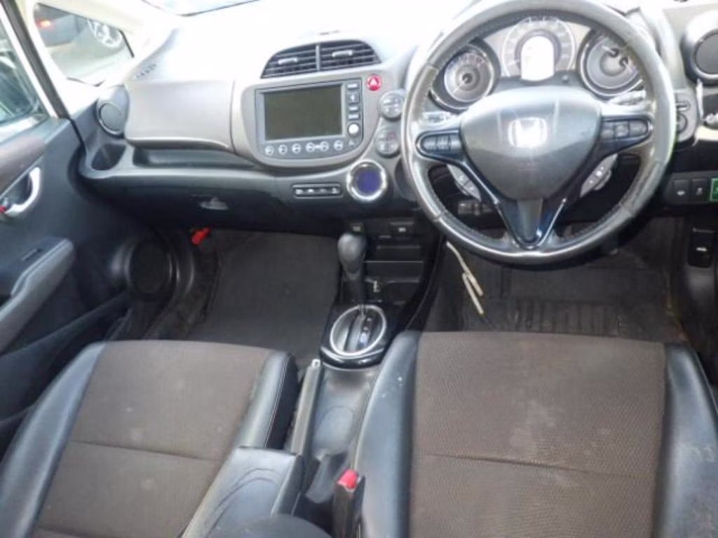 HONDA FIT SHUTTLE