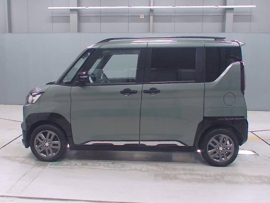 MITSUBISHI DELICA MINI
