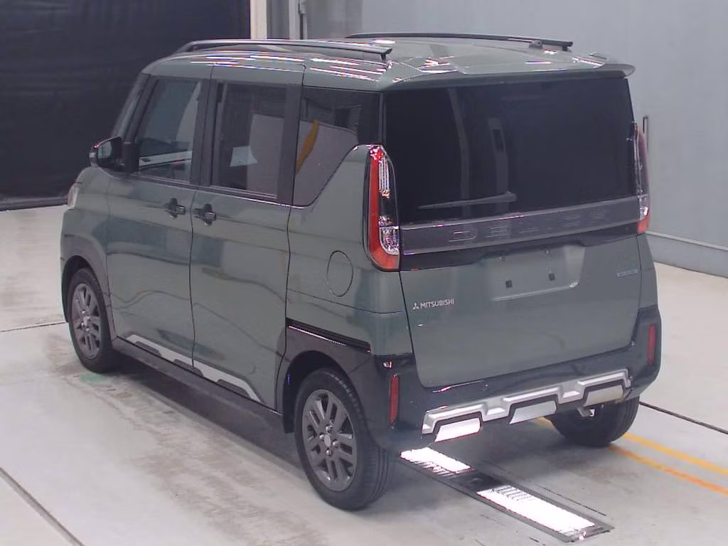 MITSUBISHI DELICA MINI