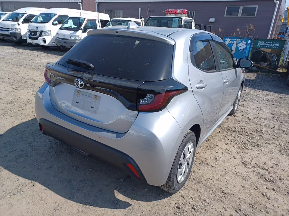 TOYOTA YARIS