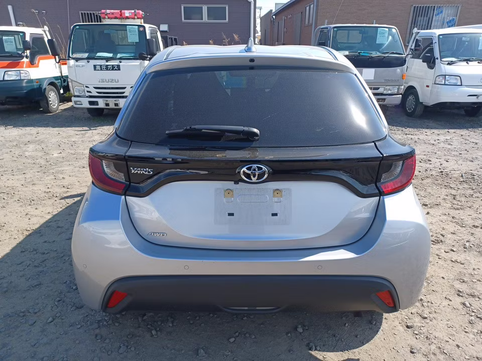 TOYOTA YARIS