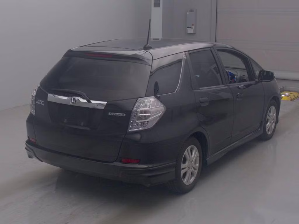 HONDA FIT SHUTTLE