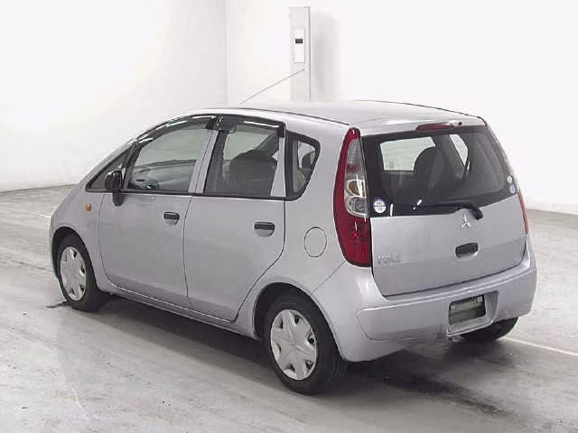 MITSUBISHI COLT