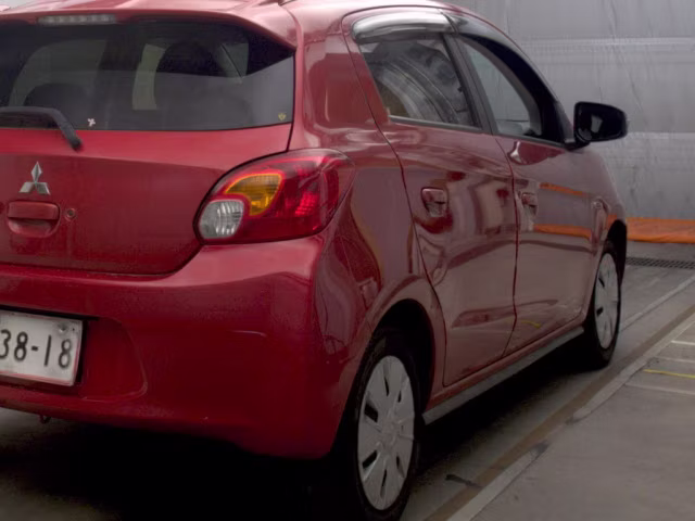MITSUBISHI MIRAGE